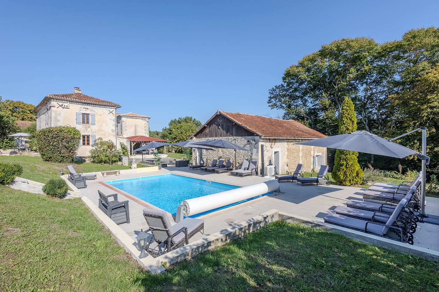 Maison de vacances en Dordogne avec piscine privée Maison de vacances en Dordogne avec piscine privée
