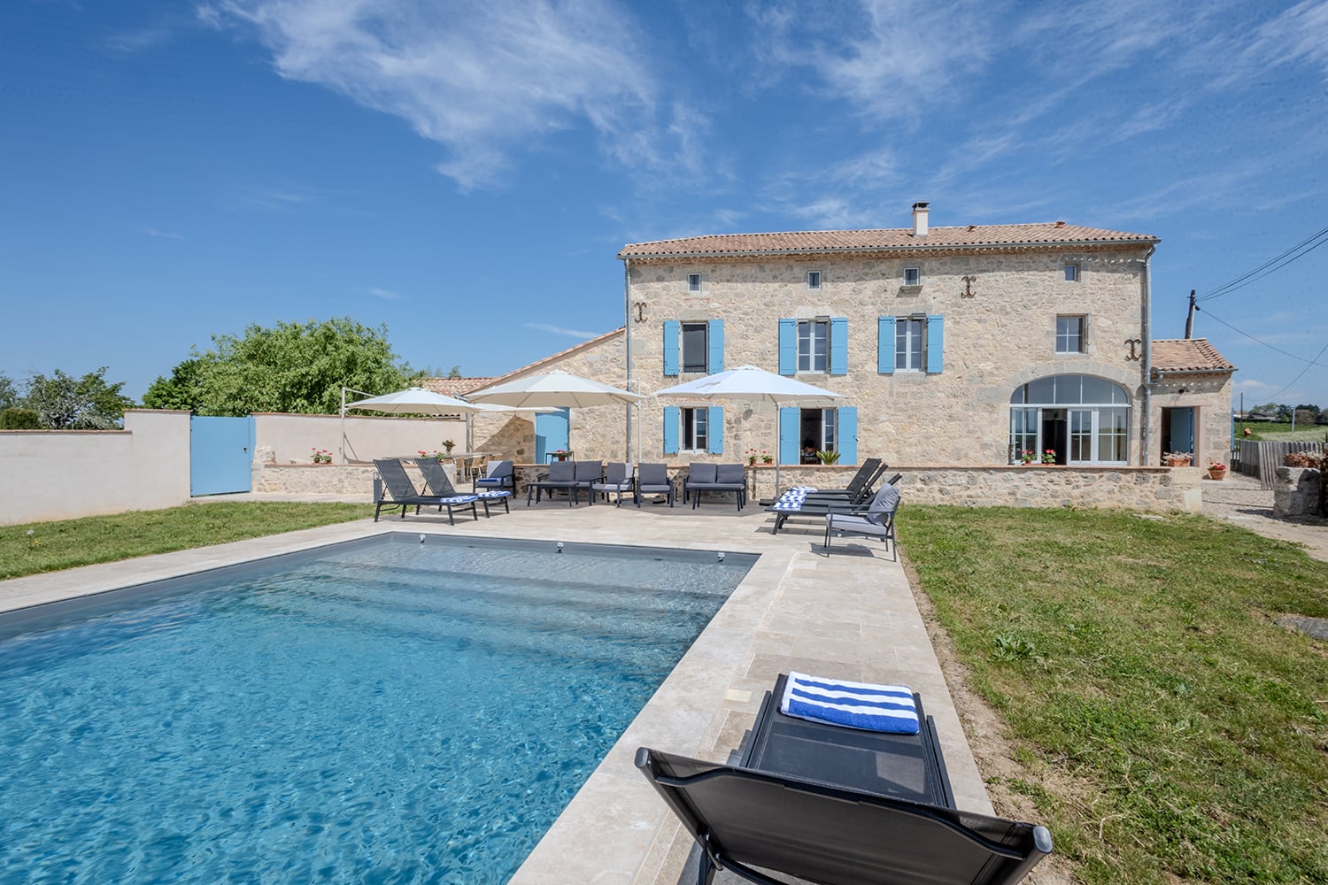 Maison de vacances à Clermont-Dessous avec piscine privée Maison de vacances à Clermont-Dessous avec piscine privée